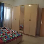 Onix Apartment *