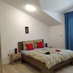 Onix * Brodarica (Sibenik-Knin)