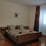Onix * Brodarica (Sibenik-Knin)