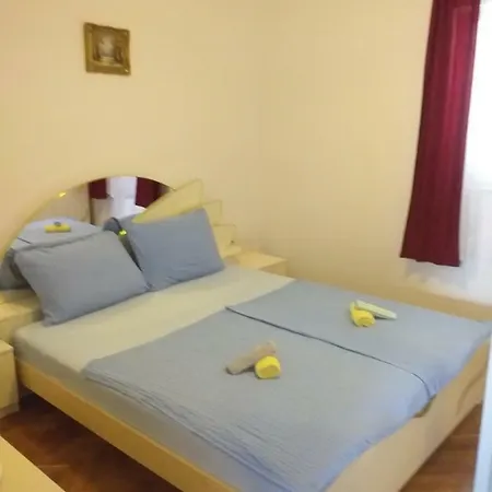 Onix Brodarica (Sibenik-Knin)